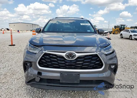2021 Toyota Highlander Xle from USA, damaged, VIN 5TDGZRAH8MS065808